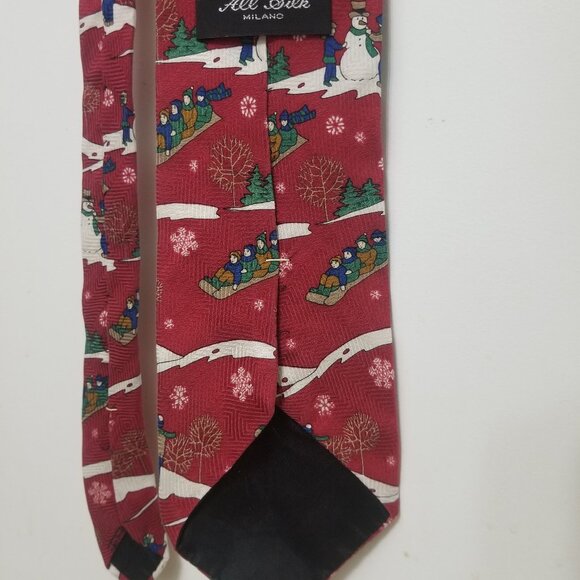 great gift: EUC textured red wintery silk Milano tie - Picture 5 of 6